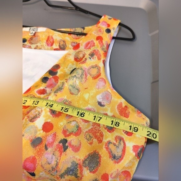 BB Dakota Sleeveless yellow splash print  Dress size L - Picture 3 of 6
